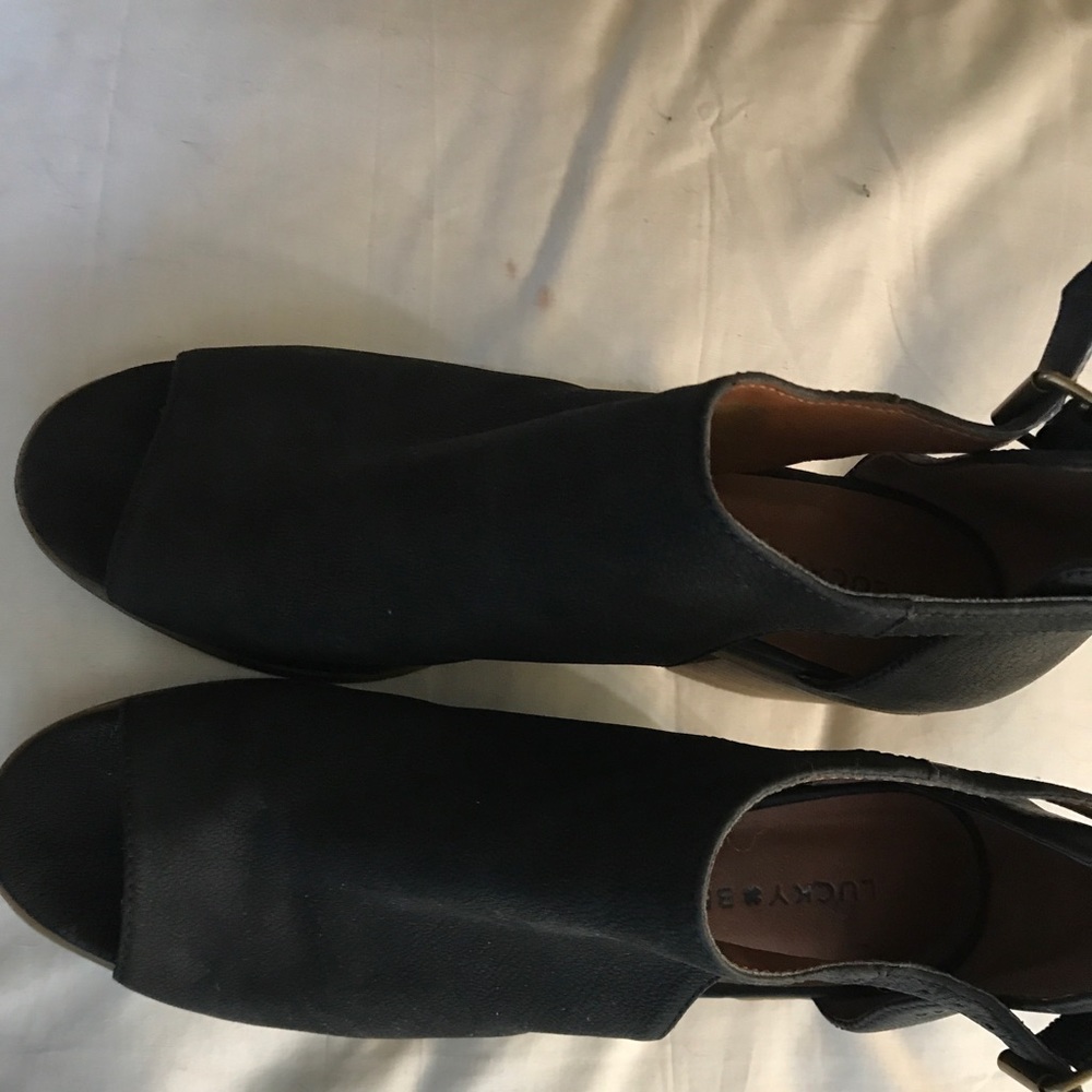 Open toed booties